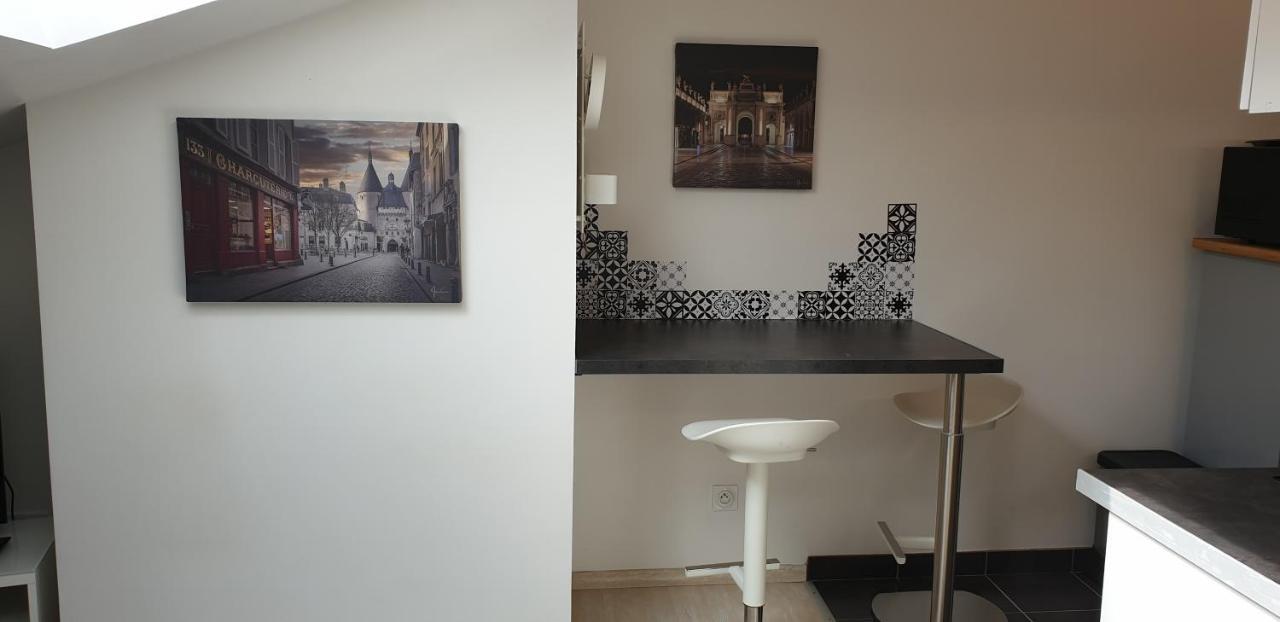Joli Studio Calme Coeur De Ville น็องซี ภายนอก รูปภาพ